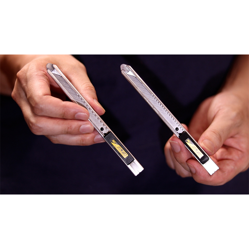 オルファ(OLFA) 132mm カッターナイフ(替刃10枚付セット) EA589CE-12