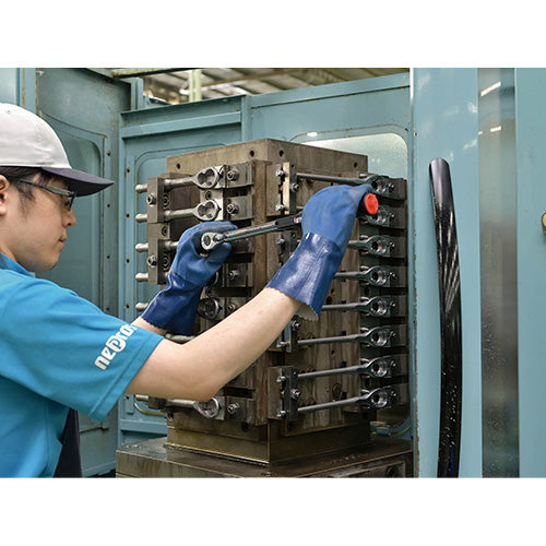 KTC(京都機械工具)プリセット トルクレンチ 12.7SQ GW200-04