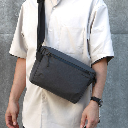 ハクバ写真産業(HAKUBA) 300x110x200mm カメラバッグ SP-CT05SL4BK