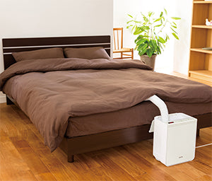 日立(HITACHI) AC100V/680W ふとん乾燥機 HFK-VS6000