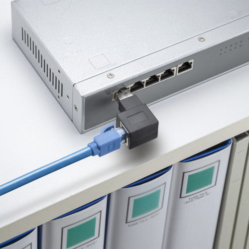 サンワサプライ LANケーブルL型左出変換アダプタ(CAT6A STP) ADT-RJ6A-LL