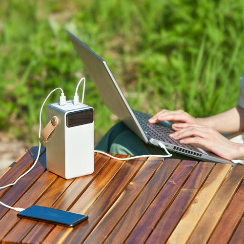 アイリスオーヤマ(IRIS OHYAMA) 60000mAh/222Wh ポータブル電源 IBT-A60100-W