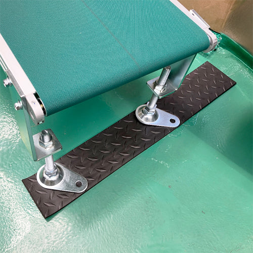 カーボーイ 100mmx1000mm ゴムクッションマット(粘着付 GRNT0101
