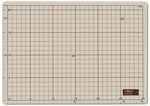 オルファ(OLFA) 225x320mm カッティングマット 134B