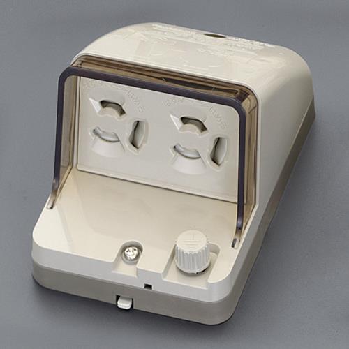 パナソニック(Panasonic) 100V/15A 防水コンセント(接地抜止2個) WK4105