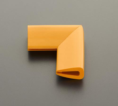 カーボーイ 65x65x18mm コーナーガード(はさみ型/黄/2個) AC-155