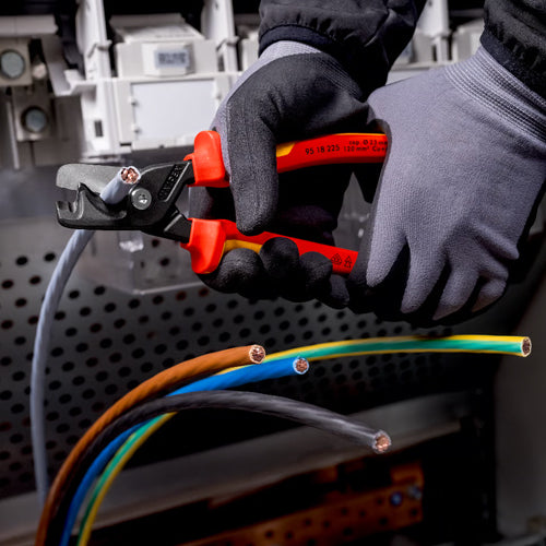 KNIPEX（ｸﾆﾍﾟｯｸｽ） φ23mm/225mm ケーブルカッター(絶縁/ﾒｯｷ) 95 18 225