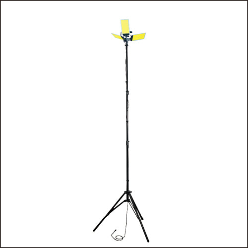 ヤザワコーポレーション AC100V/70Wx3灯 作業灯/ＬＥＤ(ｽﾀﾝﾄﾞ付) SL007