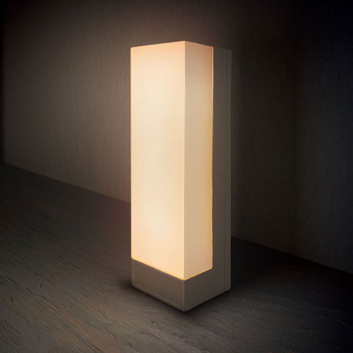 朝日電器（ELPA） [単3x3本] ＬＥＤセンサーライト PM-LF007PIR(W)