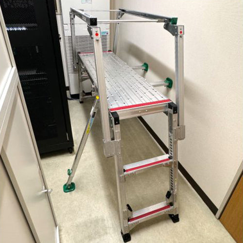 ESCO（エスコ） 400x1290x790-1150mm 狭小スペース用足場台 EA905DF-122