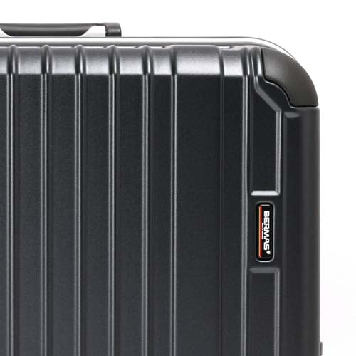 ESCO（エスコ） 460x310x660mm/88L キャリーケース(ﾌﾞﾗｯｸ) EA927AX-19D