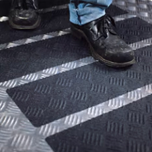 ESCO（エスコ） 50mmx18m 滑り止めﾃｰﾌﾟ(屋外･凸凹面用/黄) EA944DL-13A