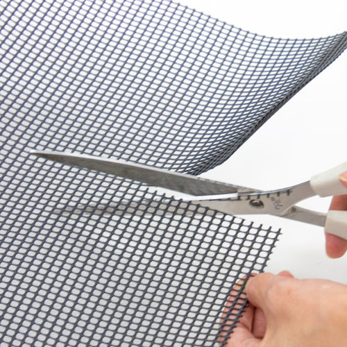 イノベックス（ダイオ化成） 0.9x5m/3mm 万能多目的樹脂ネット(黒) マルチメッシュ