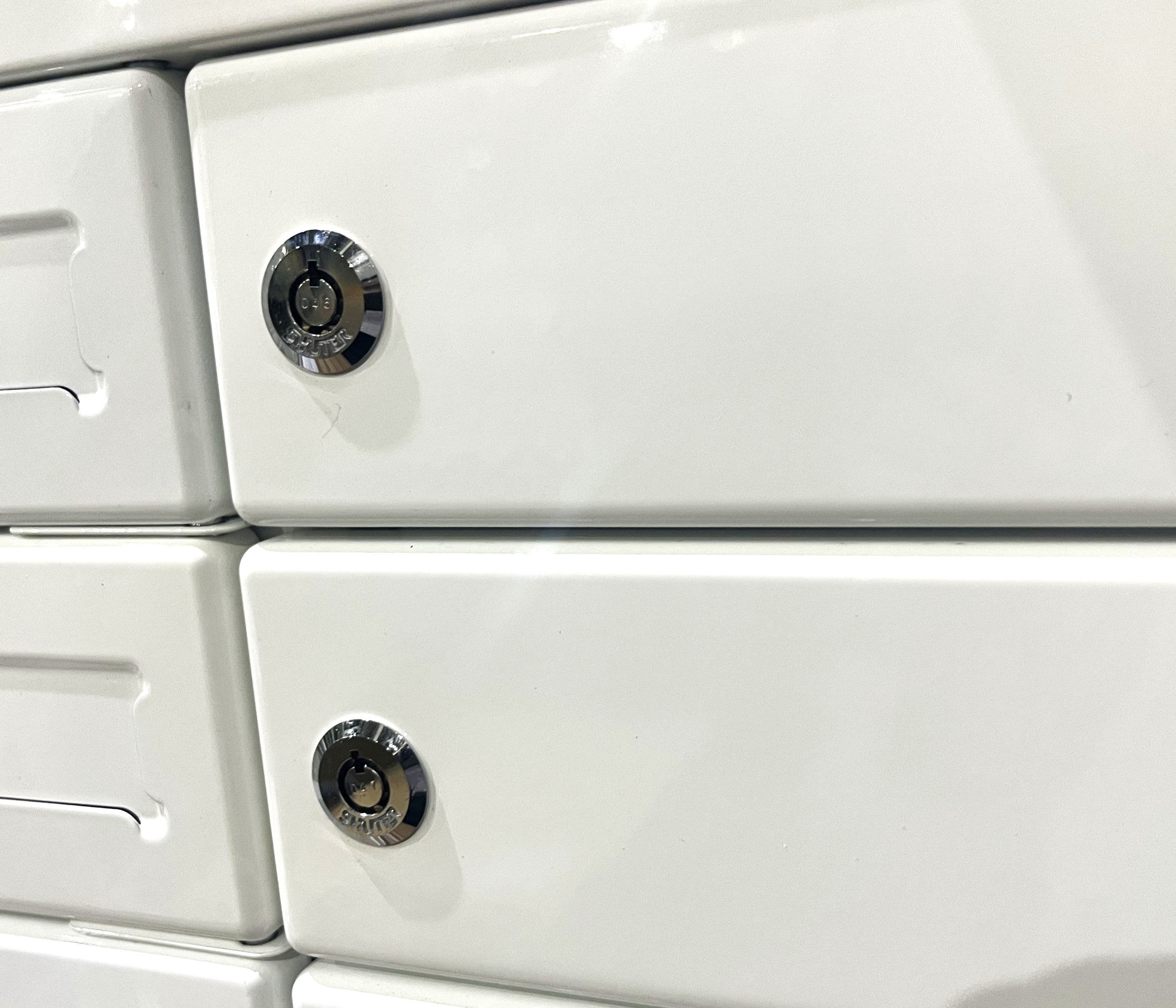 ESCO（エスコ） 766x240x447mm ﾊﾟｰｿﾅﾙｷｬﾋﾞﾈｯﾄ(10人用) EA954ES-56