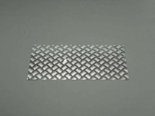 ESCO（エスコ） 600x450x 2.0mm アルミ板(縞板) EA441VE-7