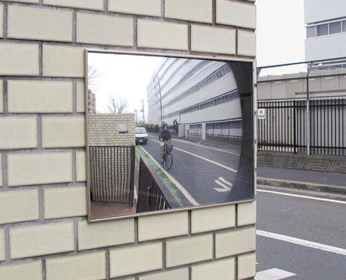 コミー（Komy） 320x250mmﾌﾗｯﾄ型凸面機能ﾐﾗｰ(車庫用/ﾋﾞｽ止) F33B