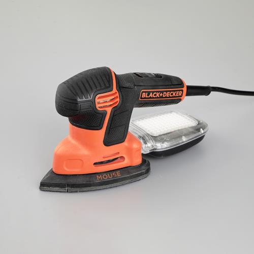 BLACK+DECKER（ﾌﾞﾗｯｸ・ｱﾝﾄﾞ・ﾃﾞｯｶｰ） AC100V/ 120W 吸塵サンダー KA2000