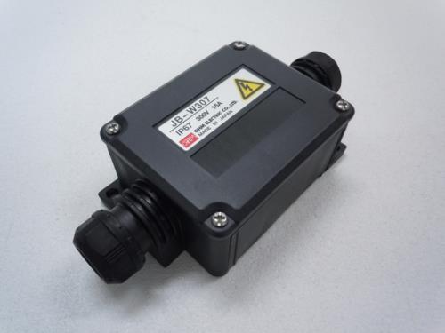 ESCO（エスコ） 7極(300V/15A) 端子台付中継ﾎﾞｯｸｽ(黒) EA940CY-7B