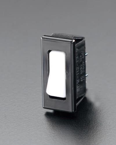 ESCO（エスコ） 125V/10A ロッカースイッチ(白) EA940DH-5