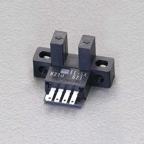 オムロン（omron） [ Ｌ 型] ﾌｫﾄﾏｲｸﾛｾﾝｻｰ(入光時点灯) EE-SX671