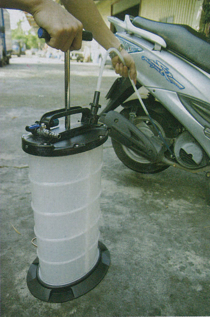 9.5L オイル交換器